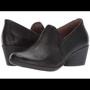 Brand New Sz 37 Black Dansko Robin Loafers